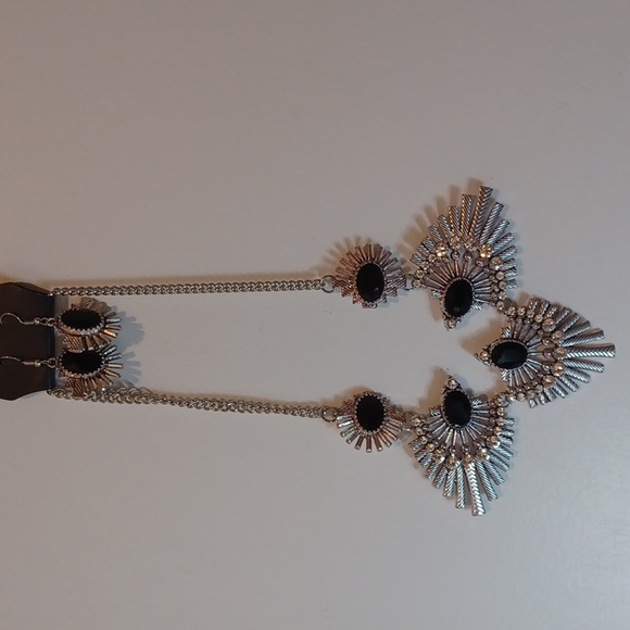 SILVER SPIKE SET. Large set - Picture 7 of 8